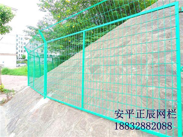 小区护栏网一般设立多高合适