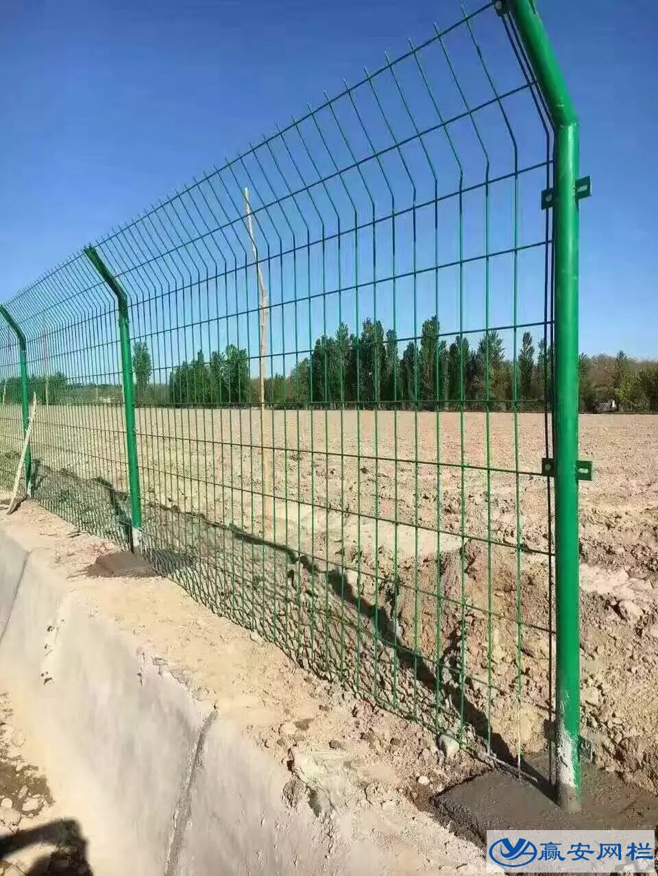 护栏网立柱